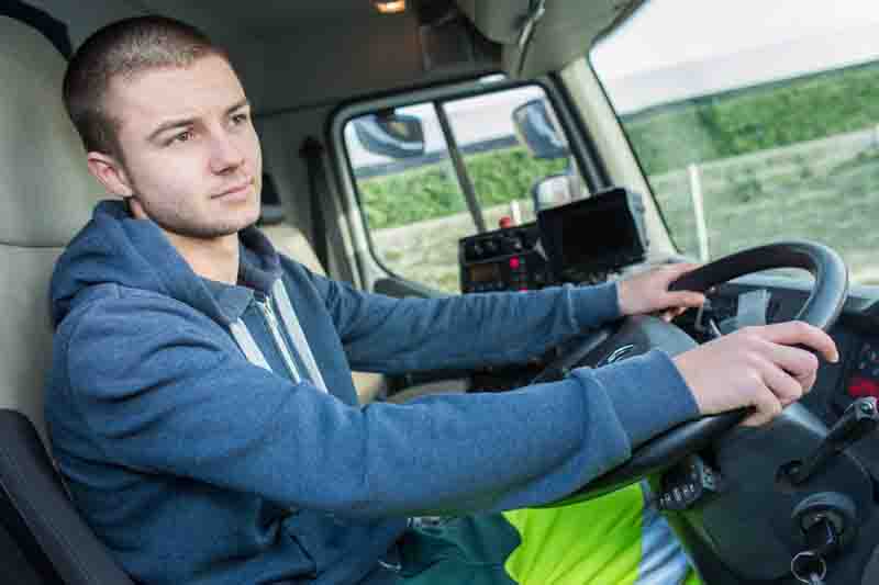 Brake publishes guidance to support younger drivers