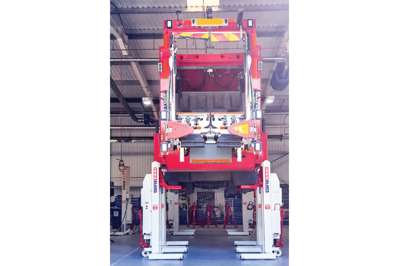 Stertil-Koni mobile column lifts 