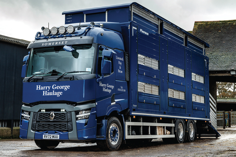 Livestock haulier acquires a Renault Trucks T520