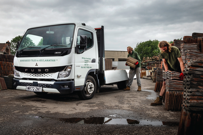 Reclamation yard strengthens its fleet with FUSO