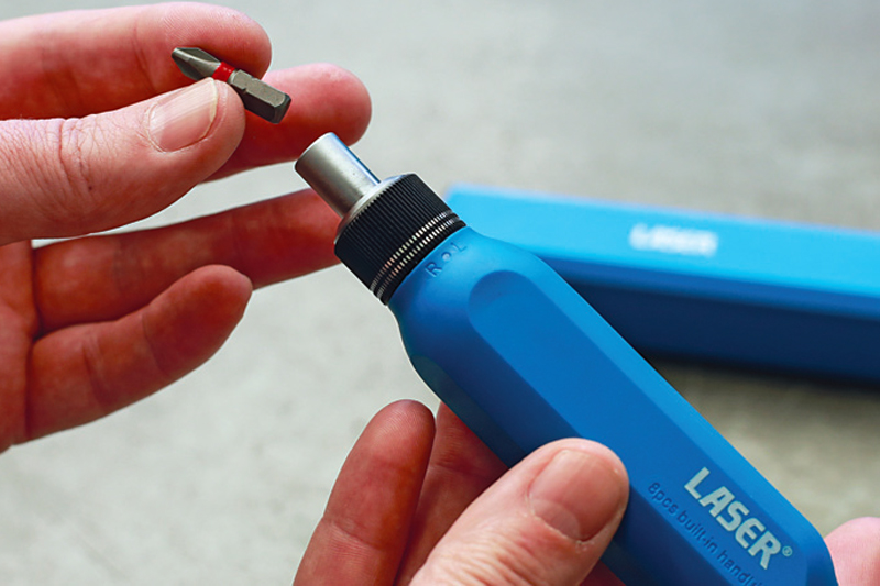 Laser Tools' compact ratchet screwdriver set
