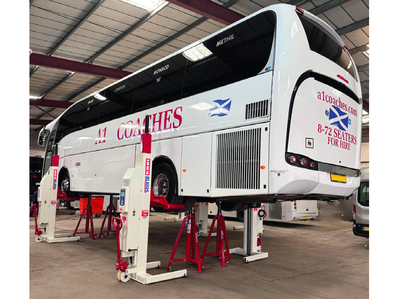 Optimising servicing of public service vehicles