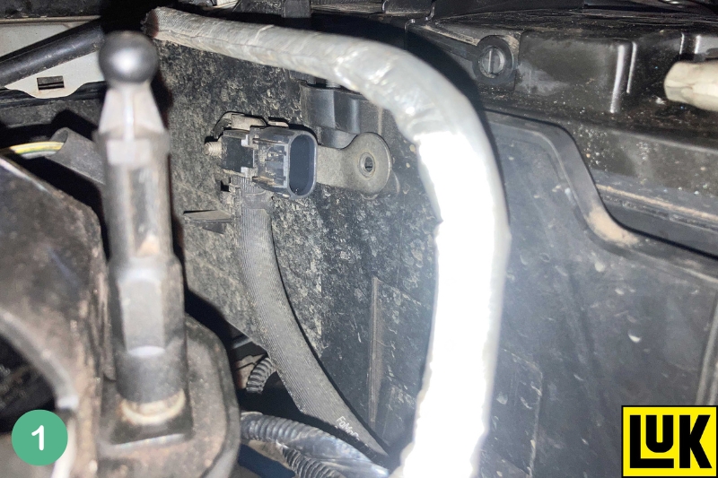 How to replace a clutch on a Ford Transit Connect
