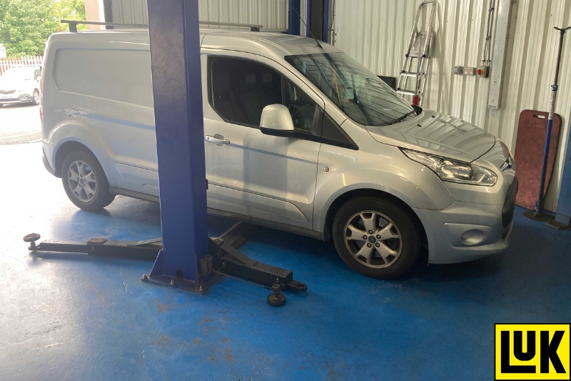 How to replace a clutch on a Ford Transit Connect