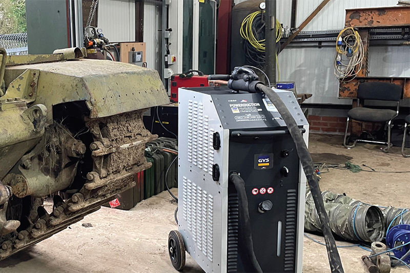 GYS details induction heater range